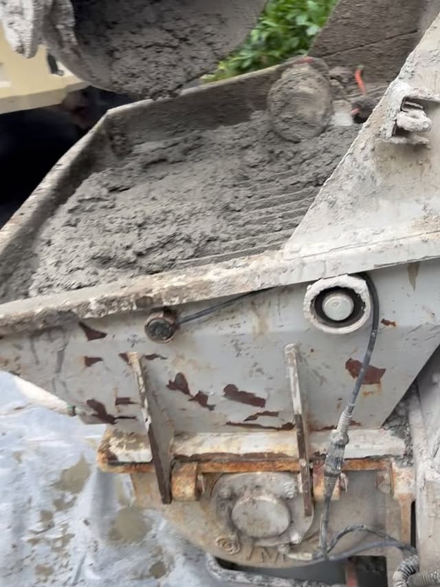 Foundation and floor pump — local project photo